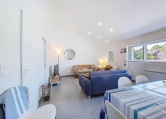 Maison Du Bois By Interhome لو ماثيز